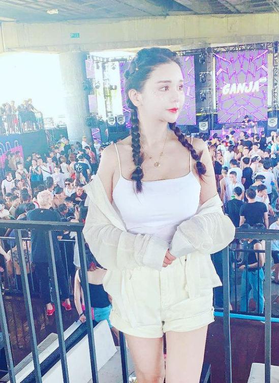 林芸芸 的封面照