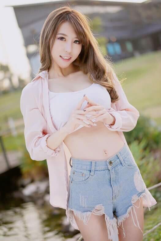 Bella_泰國小莓子 的封面照