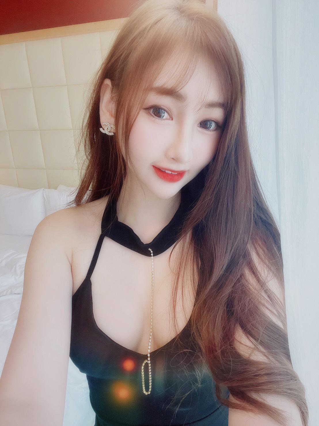 嚴琪琪 的封面照