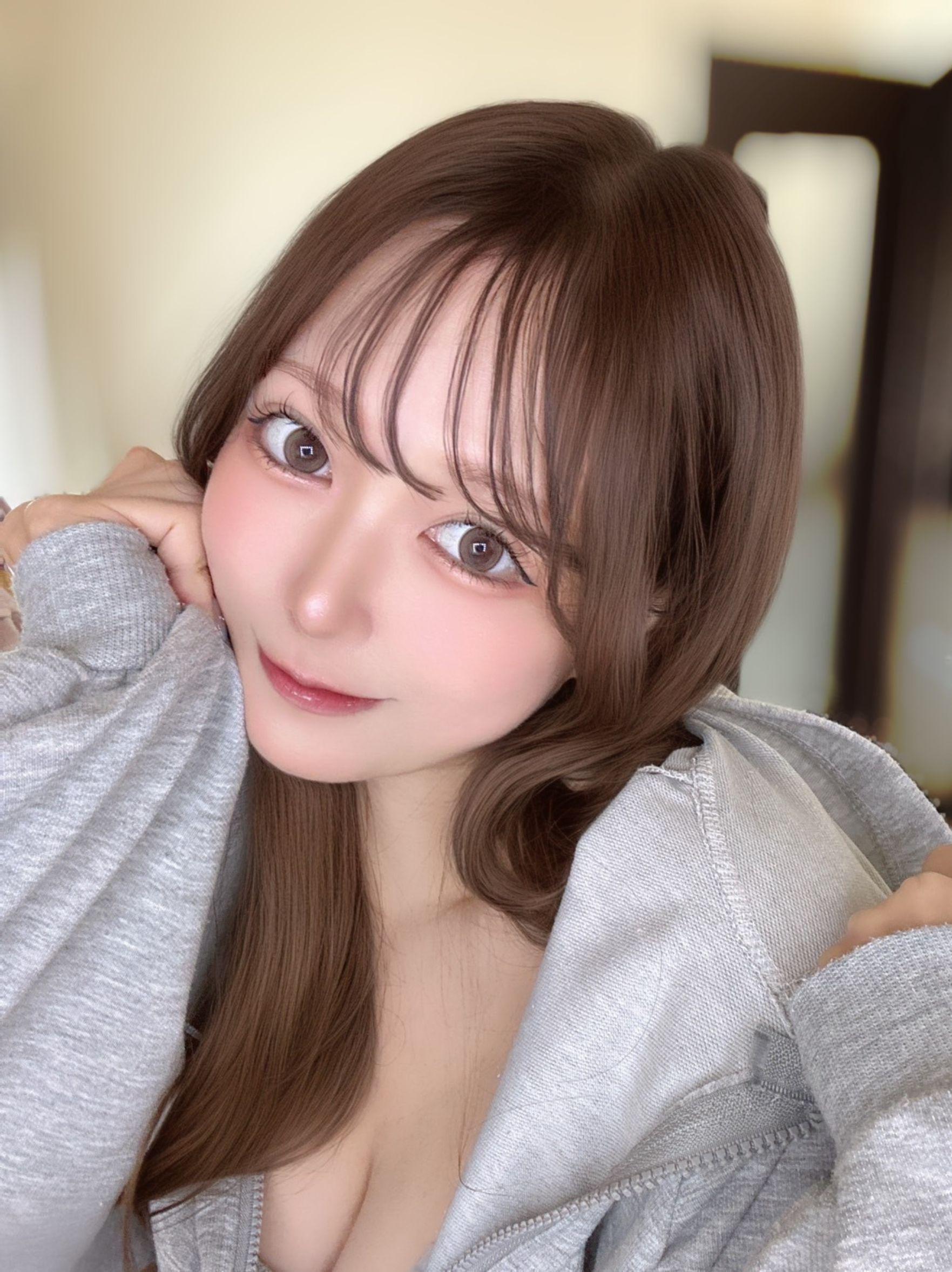 碓井芹奈 的封面照