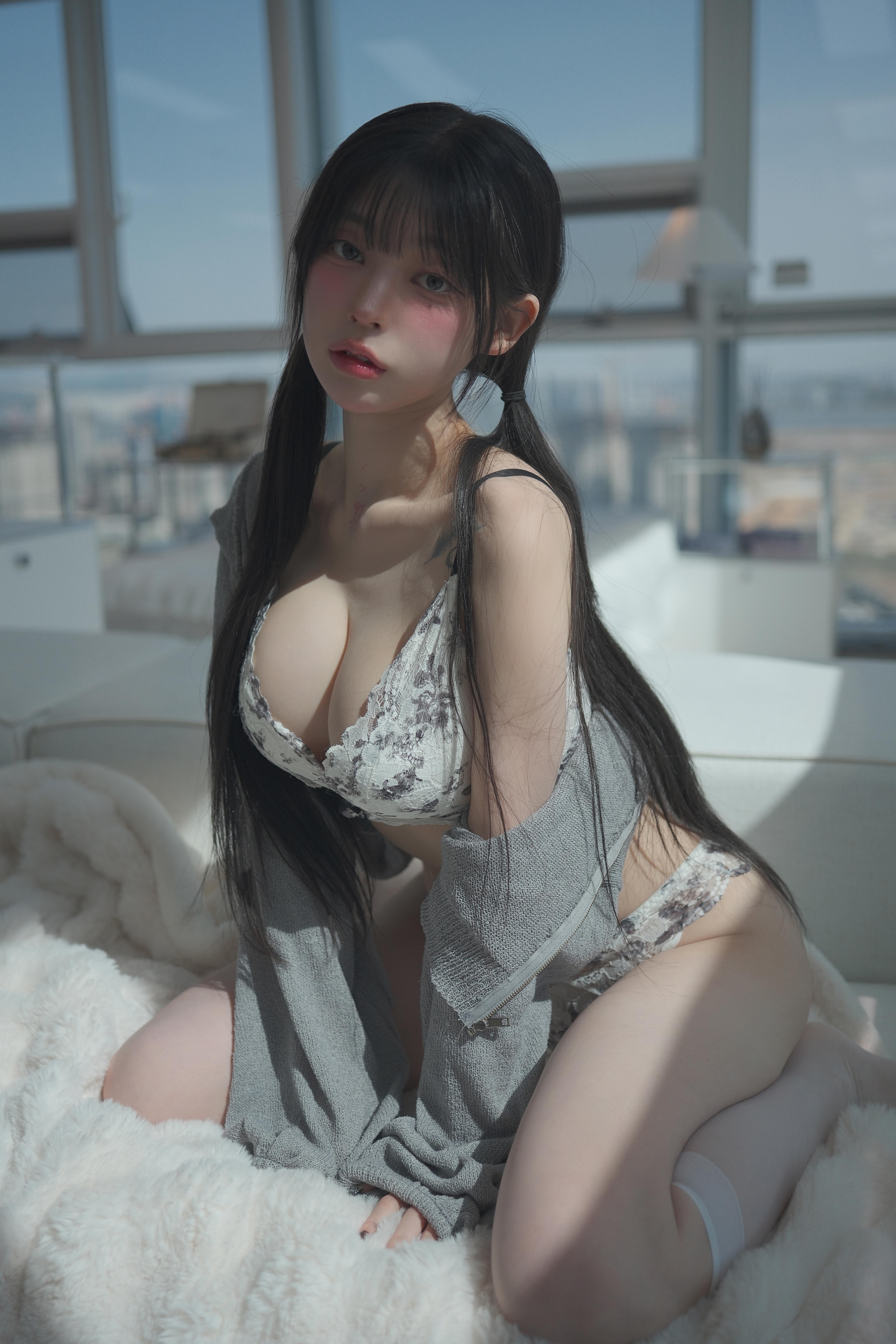 尤蒂 的封面照