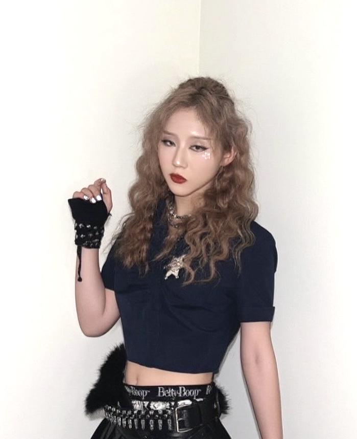 Queenie 的封面照